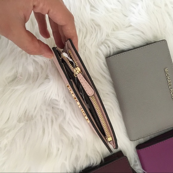 Michael Kors jet set card case carryall wallet - Picture 5 of 8